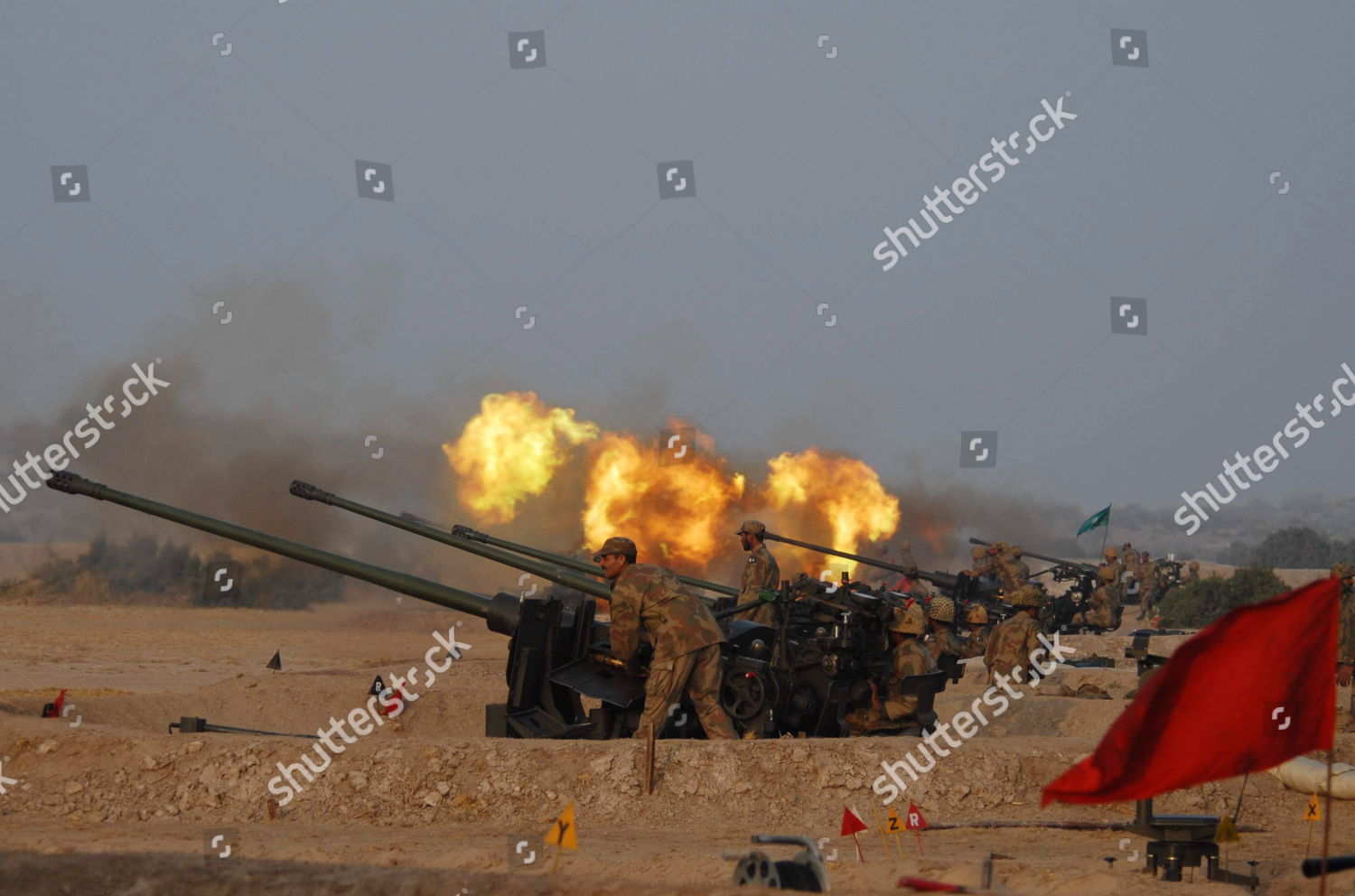 pakistan-military-exercises-jan-2010-shutterstock-editorial-7736850g.jpg