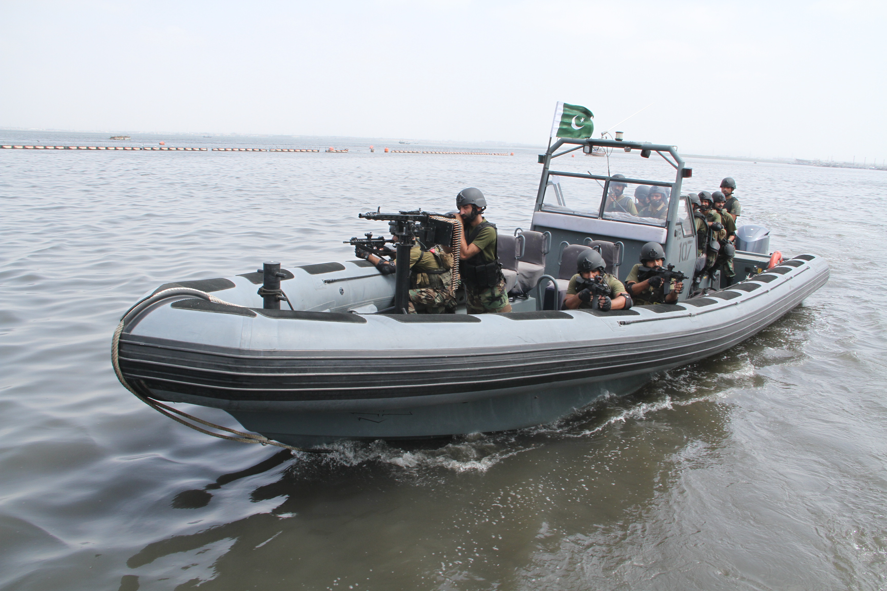 pakistan-navy-personnel-taking-part-in-exercise-tahaffuz-e-sahil-around-areas-of-karachi-harbour.jpg