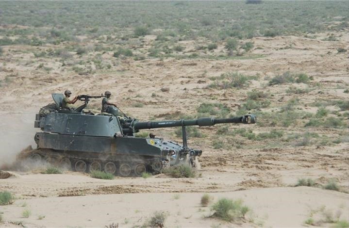 Pakistan_Army_M109A5_participates_in_Exercise_Azm-e-Nau_4_2.jpg