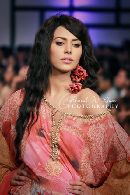 Pakistani-Model-Ayyan-Ali-in-Pakistani-Fashion-Dresses-2013-006.jpg