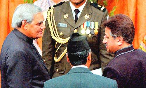 Pervez Musharraf 3 - 6 January 2002.jpg