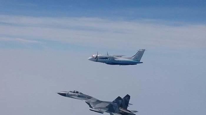 pesawat-tempur-sukhoi-tni-usir-pesawat-as_20150923_213205.jpg