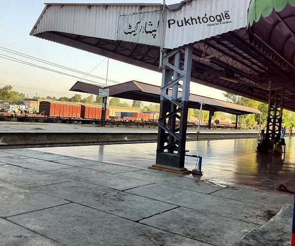 peshawar_railway_station_-_pukhtoogle__2_.jpg