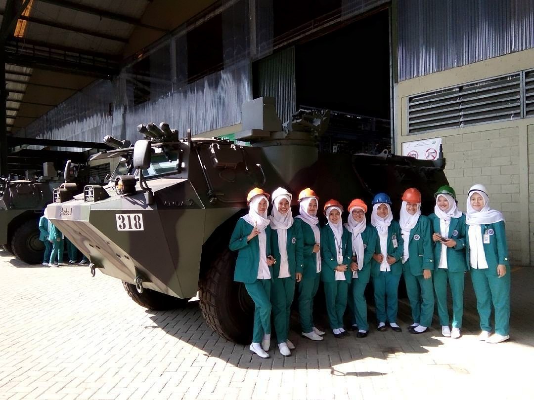 pindad-anoa.jpg