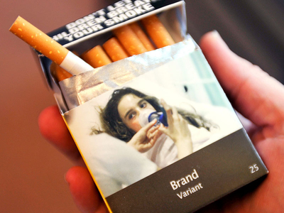 Plain_cigarette_packaging.jpg