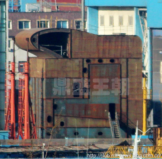 PLN CV-001A demo module at Dalian ramp - 25.2.15.jpg