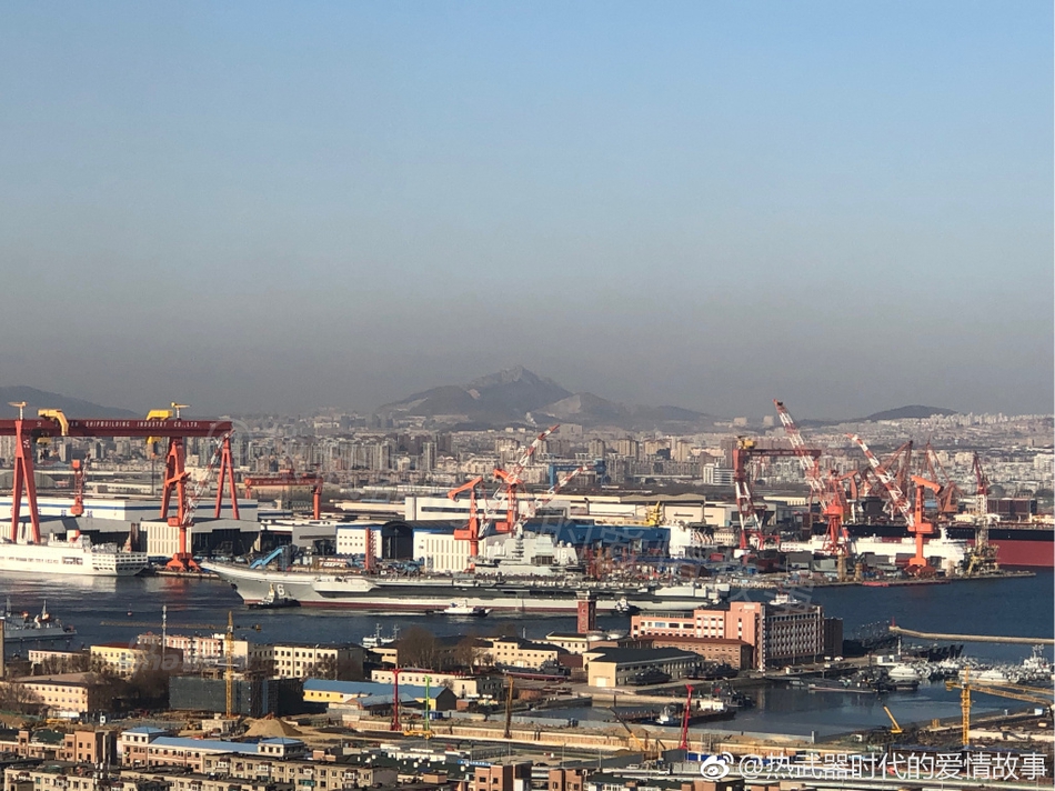 PLN CV-16 Liaoning - 20190105 - 1.jpg