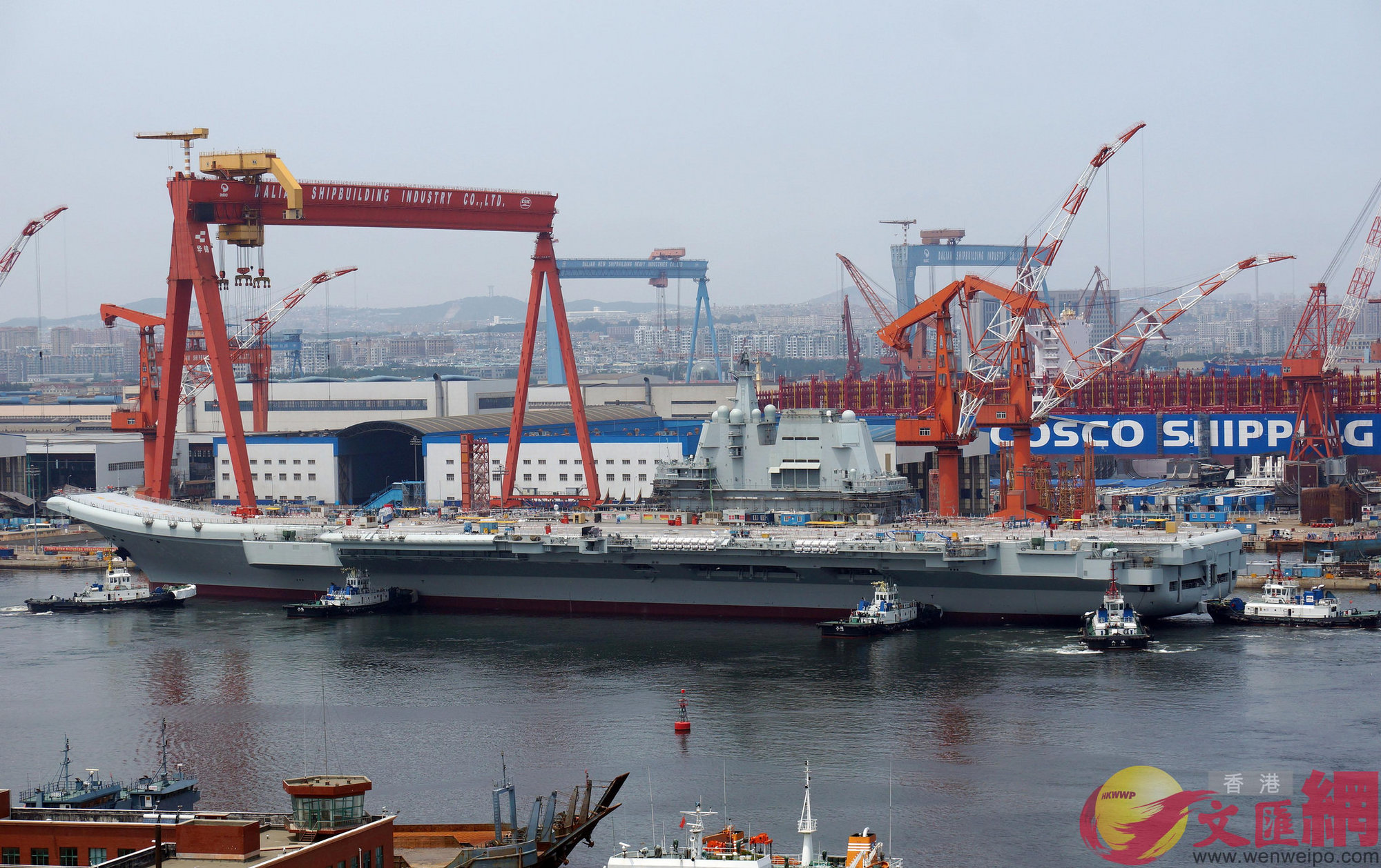 PLN Type 002 carrier - 20180704 - left drydock 3.jpg