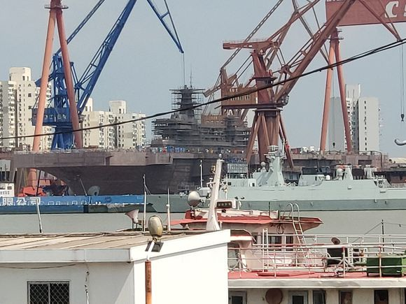 PLN Type 075 LHD - 20190907 - 4.png