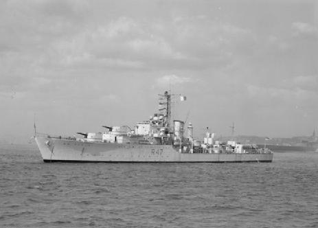 PNS Badr ex HMS_Gabbard_(D47).jpg