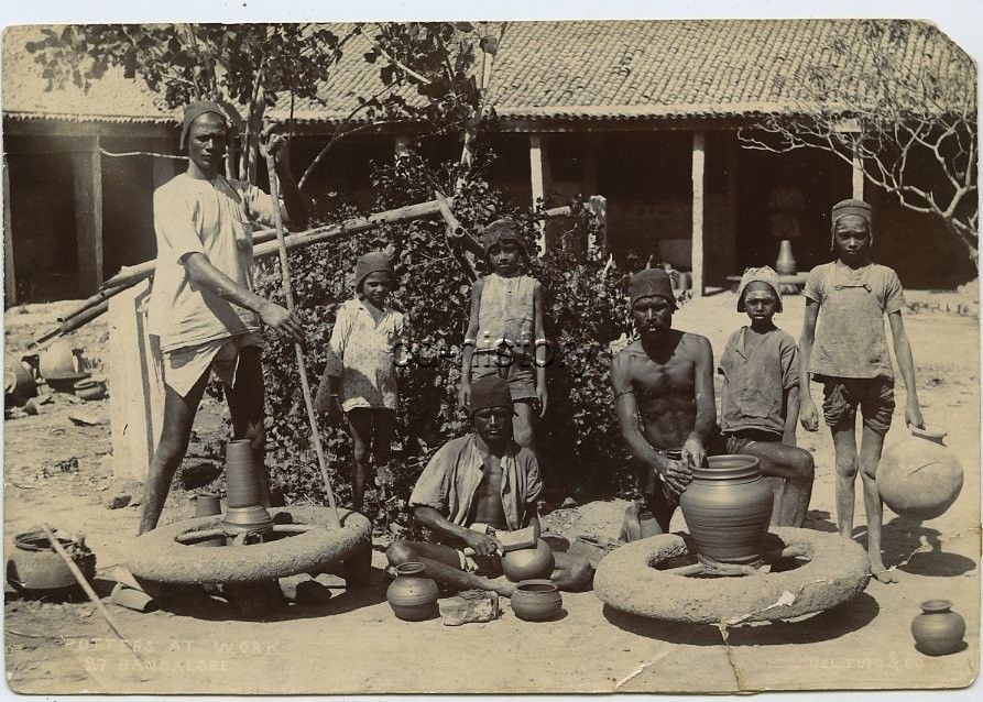 Potters At Work - Bangalore c1900's.JPG