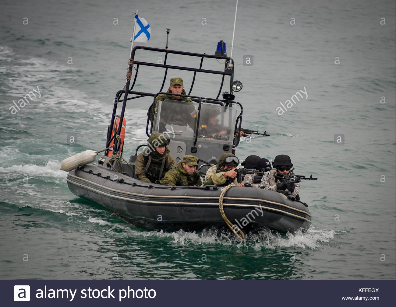 primorye-territory-russia-28th-oct-2017-servicemen-seen-in-a-boat-KFFEGX.jpg