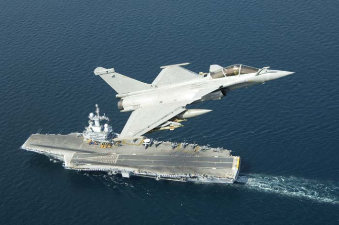 !rafale-charles-de-gaulle_14056200.jpg