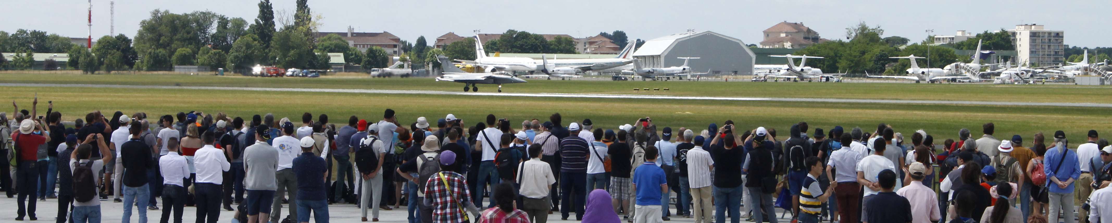 Rafale Landing.jpg