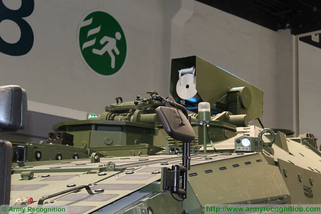 Rheinmetall_HEL_High-Energy_Laser_weapon_station_mounted_on_Boxer_8x8_armoured_vehicle_640_002.jpg