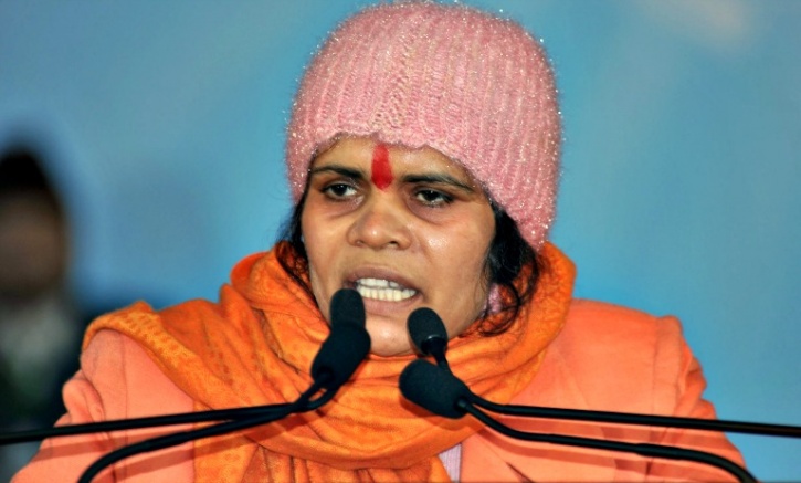 sadhvi-prachi_1425291858_725x725.jpg