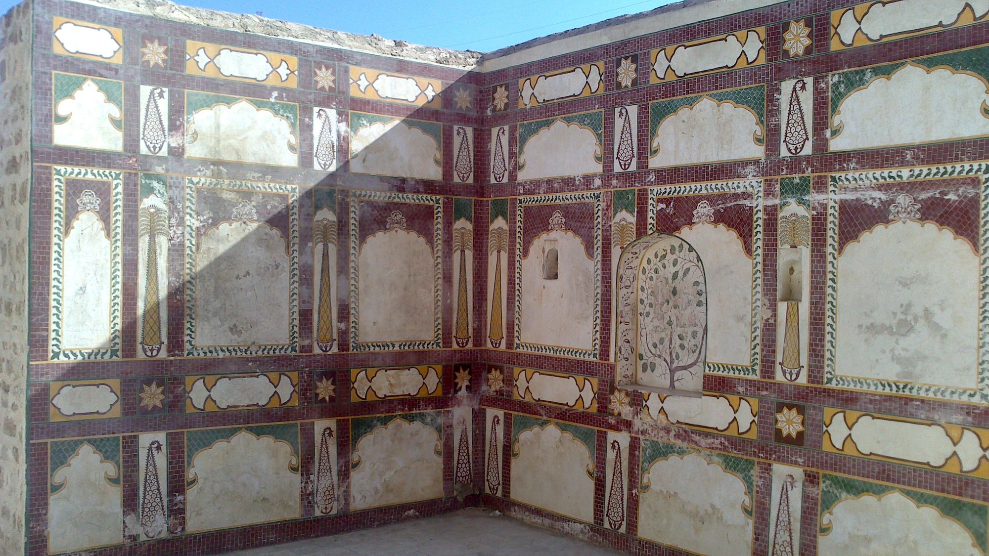 Satghara_Temple_Walls_Outside_(Semi_Restored).jpg