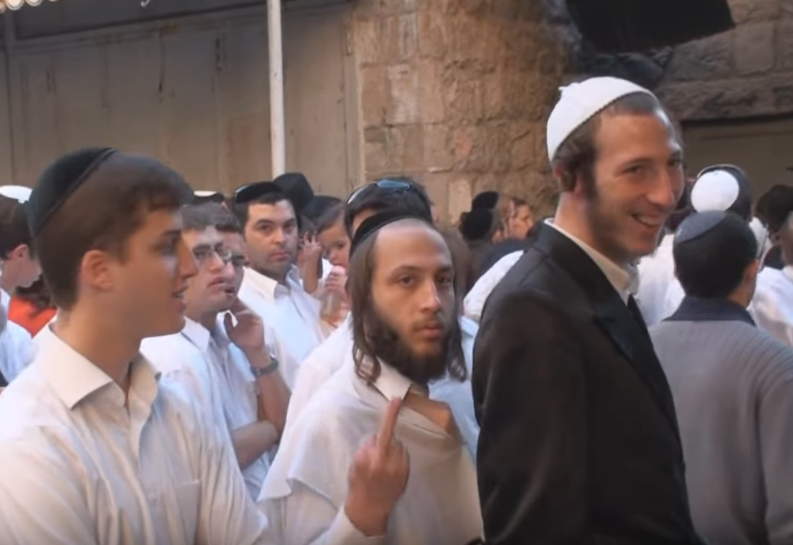 Screenshot-2018-6-30 No Salaam Alaikum in Hebron wmv - YouTube.png