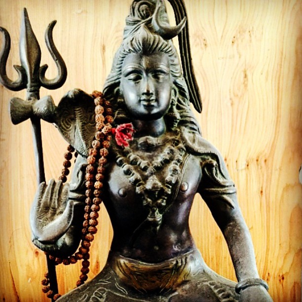 Shiva Trishul1.jpg