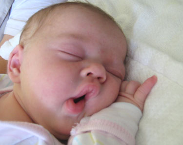 sleeping-baby-009[1].jpg