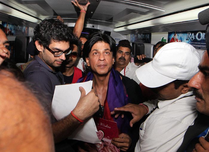 SRK-metro.jpg