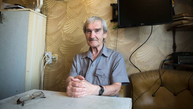 stanislav-petrov.jpg