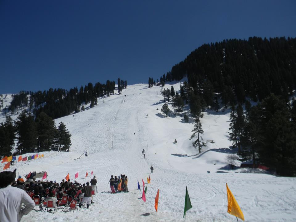 Swat-Snow-Festival-Malam-Jabba.jpg