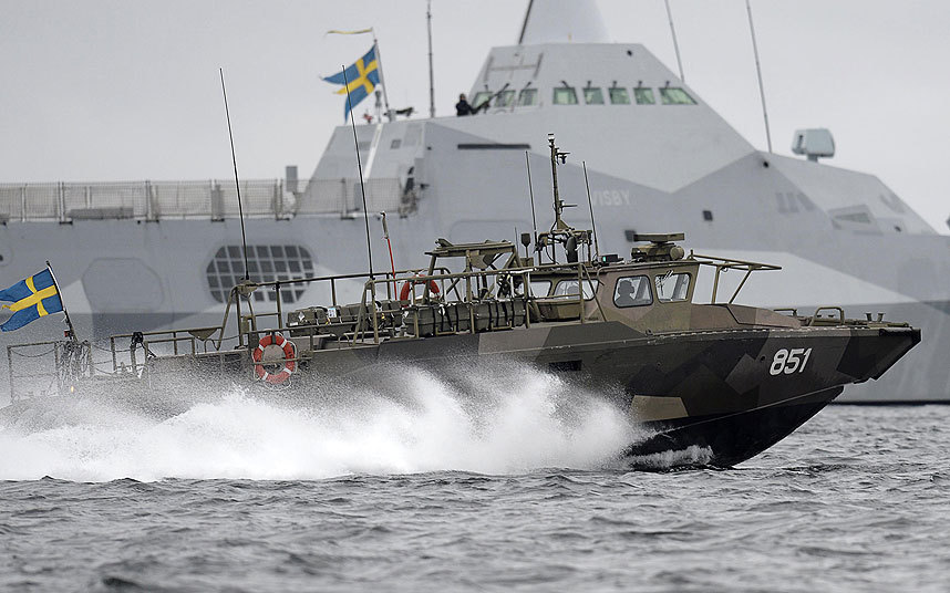 Sweden-submarine-h_3080841k.jpg