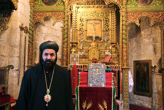 syriac orthodox priest 1.jpg