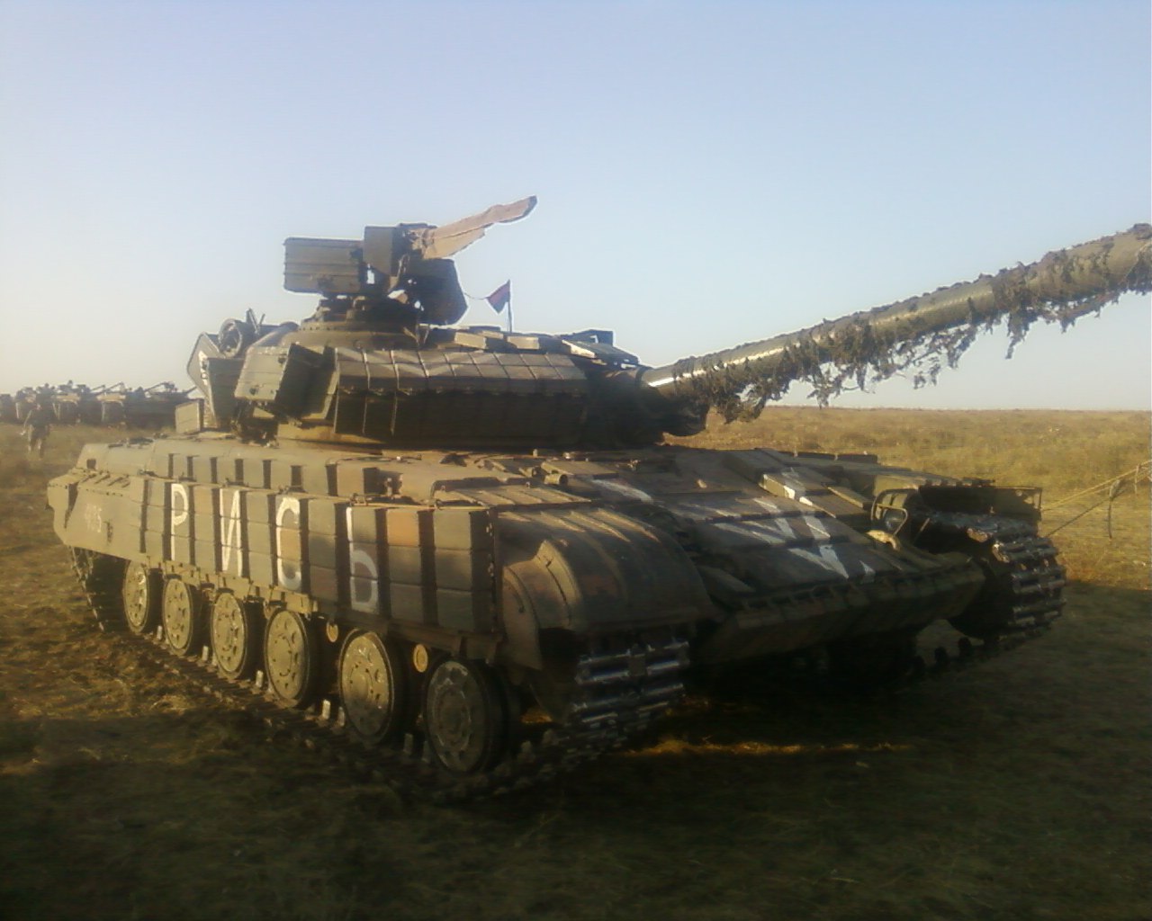 t-64bv_86.jpg