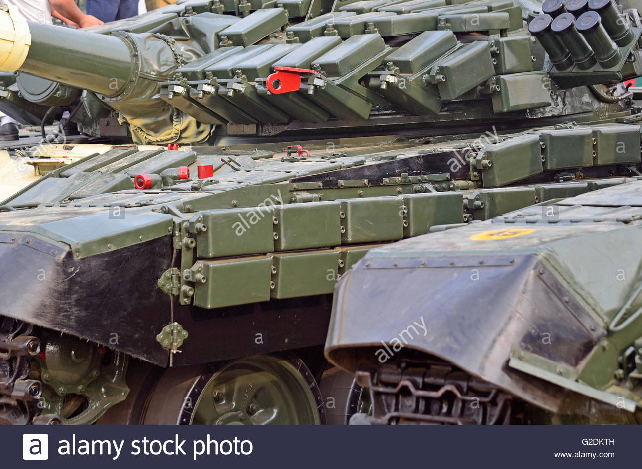 t-72m-main-battle-tanks-of-the-indian-army-kolkata-west-bengal-india-G2DKTH.jpg