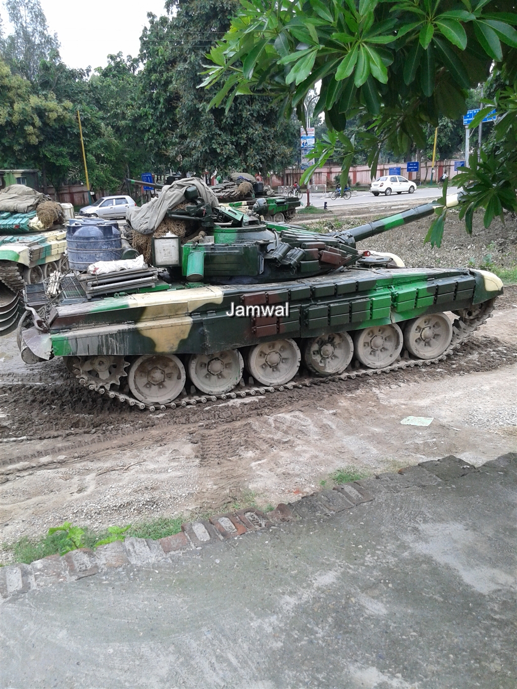 T72B.jpg