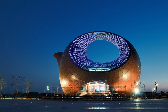 Teapot.Building,Wuxi.2.Chahu.jpg