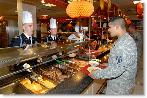 thanksgiving-meal-2009-us-army-africa-flickr5.jpg