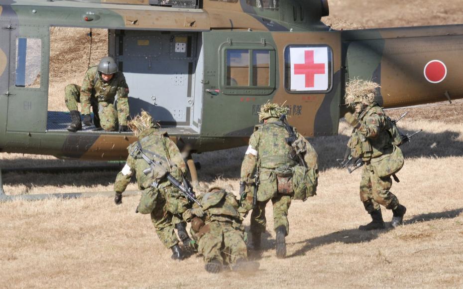 The-1st-Airborne-Brigades-New-Years-drills-in-Japan_1_1.jpg