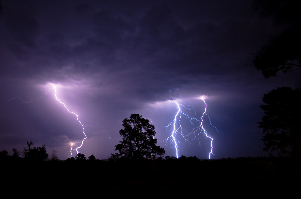 thunder-and-lightning.jpg