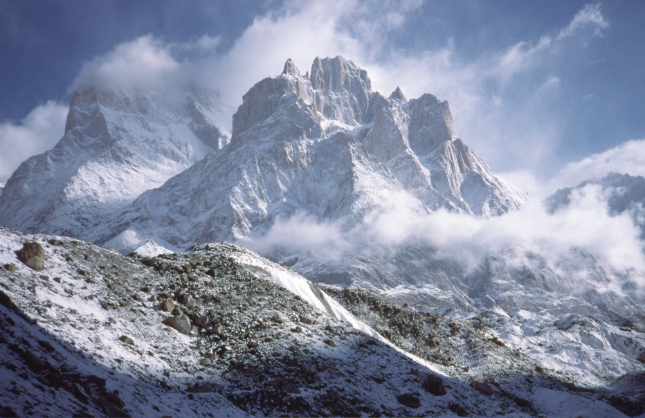 trango glacie.JPG