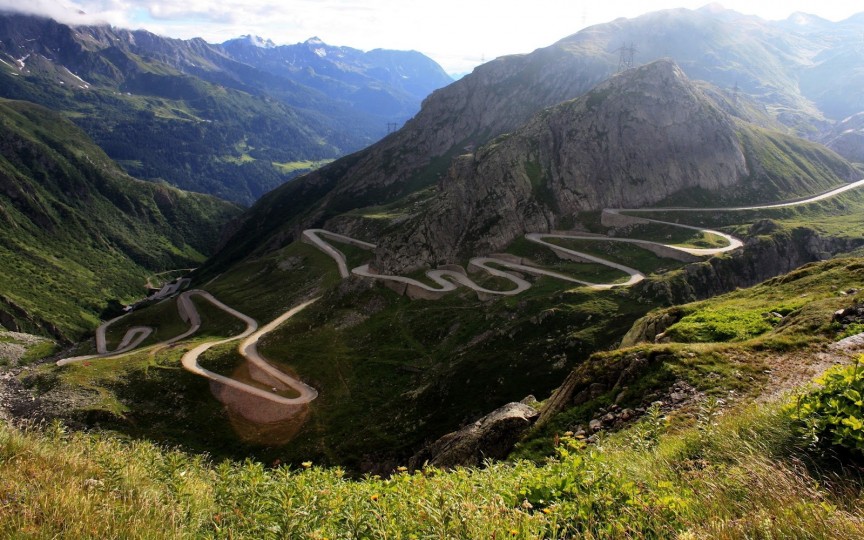 Trollstigen-Road-Norway.jpg