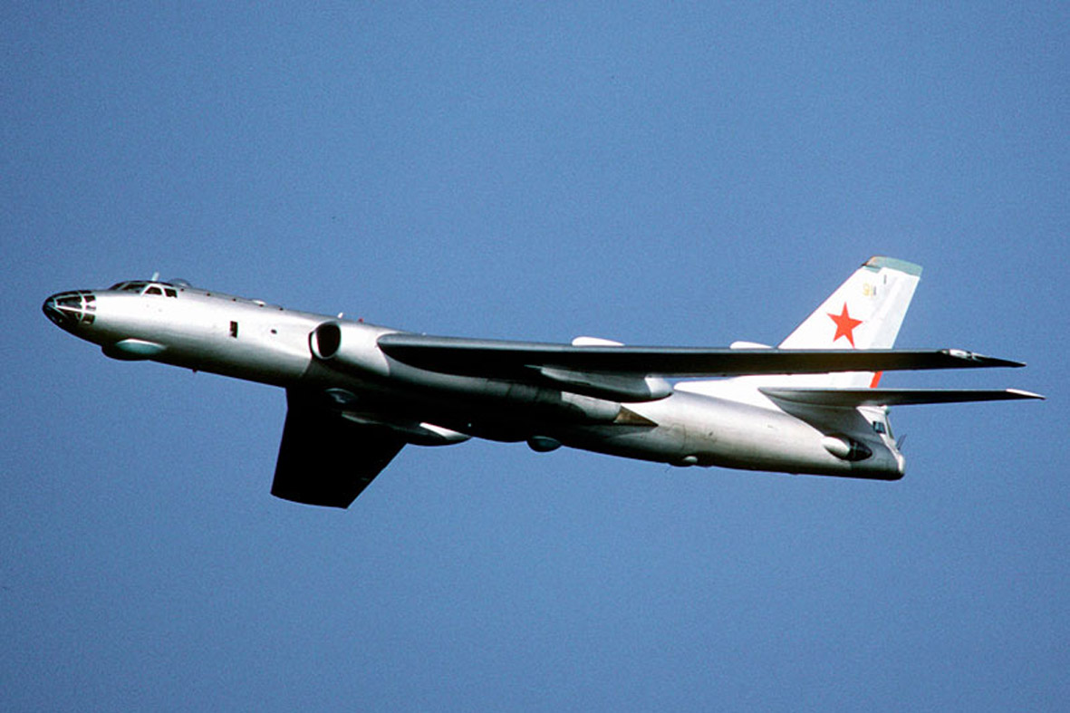 Tu-16[1].jpg