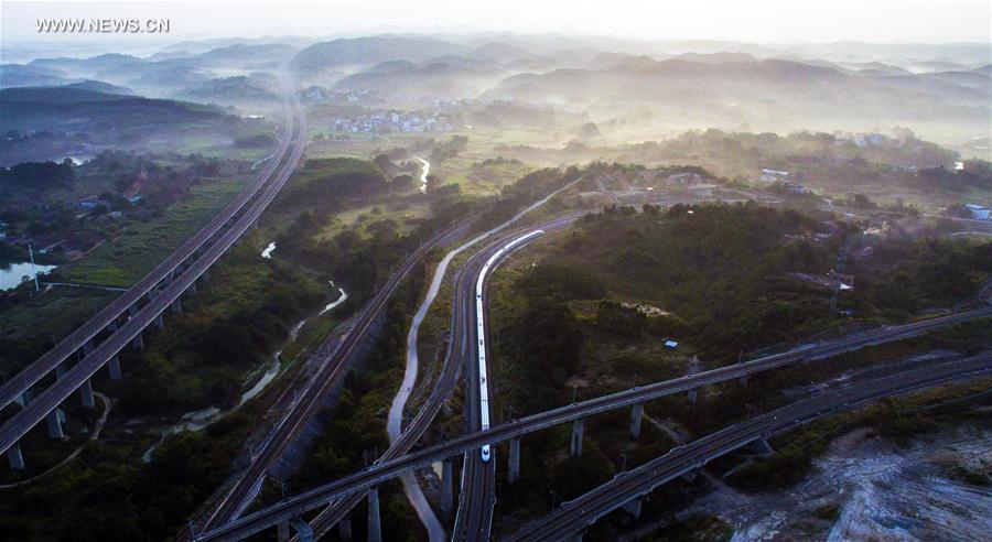 Tunli-Super-Large-Bridge,Nanning,Guangxi_(3)_6Oct2016.jpg