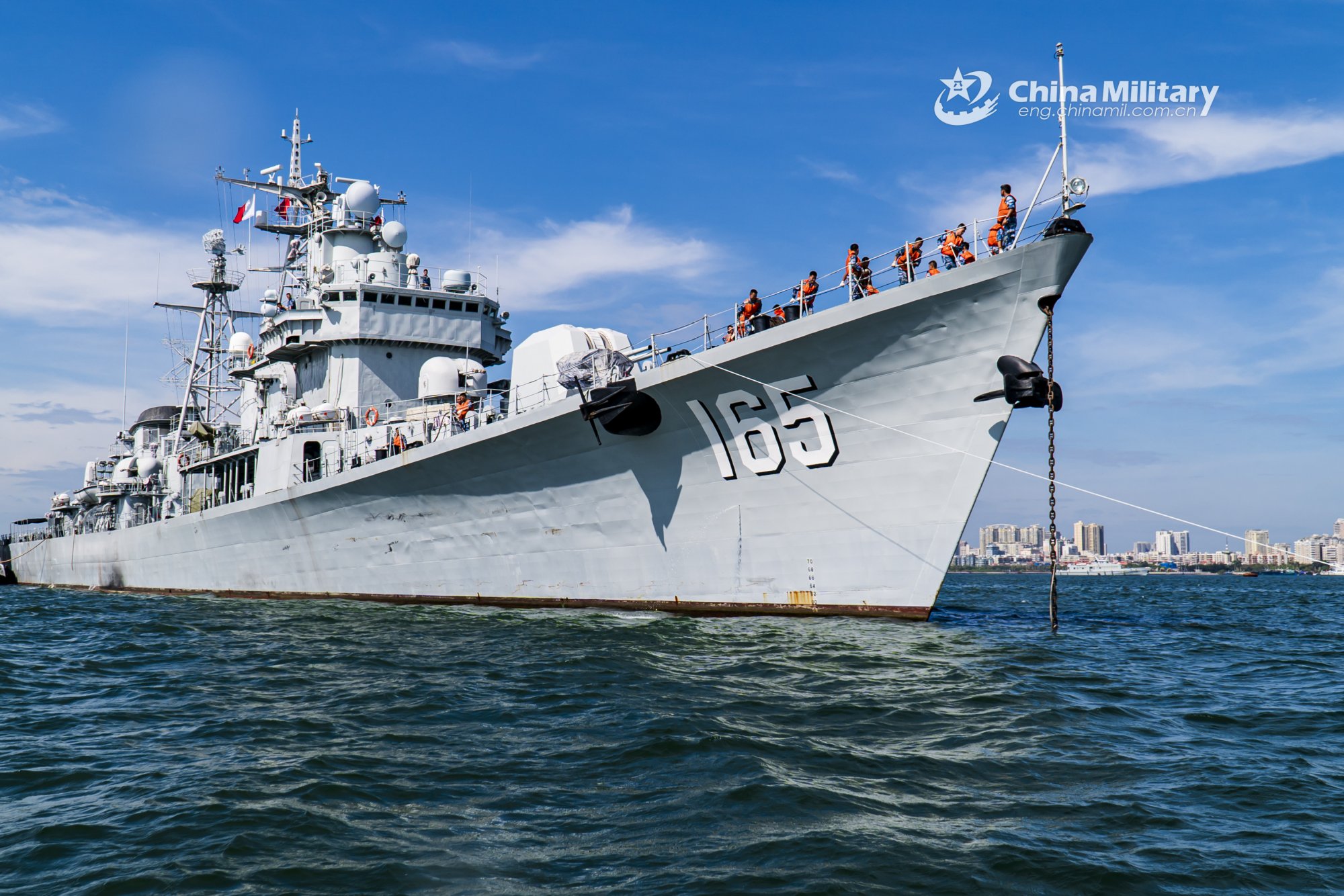 Type 051 DDG Zhanjiang (Hull 165) - PLA Southern Theater Command.jpg