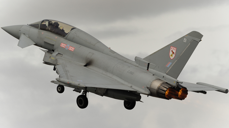 Typhoon-BI-RIAT-2010-JOW-1S.jpg