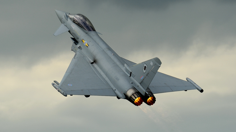 Typhoon-DD-RIAT-2009-JOW-1S.jpg