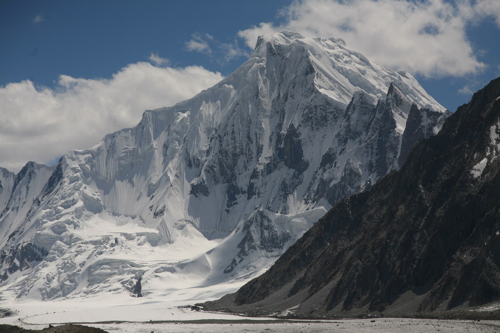 unammed peak with glacier near concordia.jpg