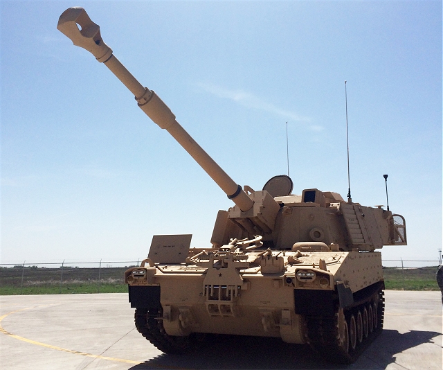 United_States_army_takes_delivery_of_first_M109A7_155mm_tracked_self-propelled_howitzer_640_001.jpg