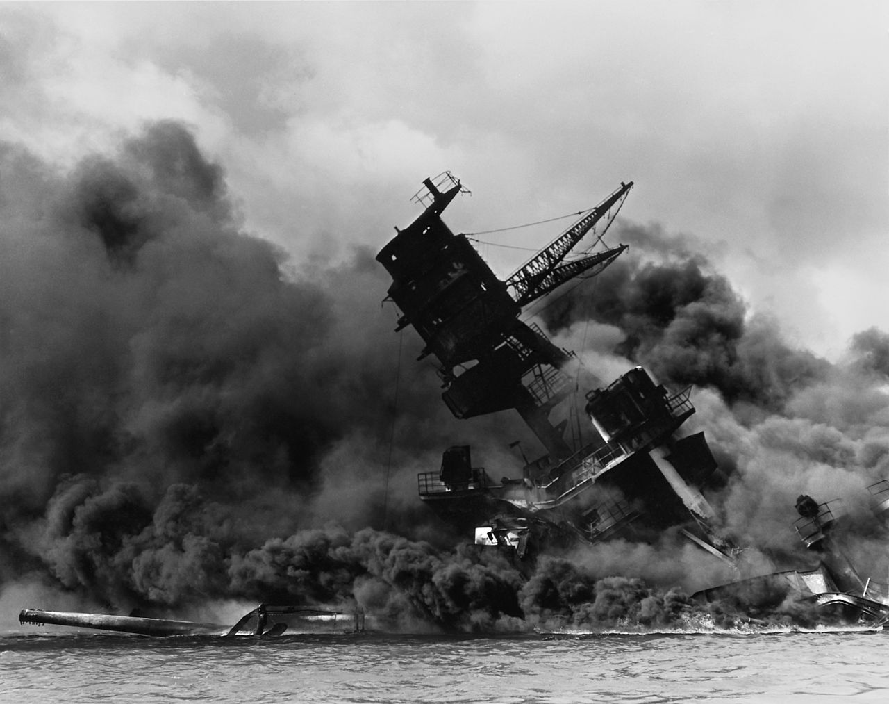 USS Arizona.jpg