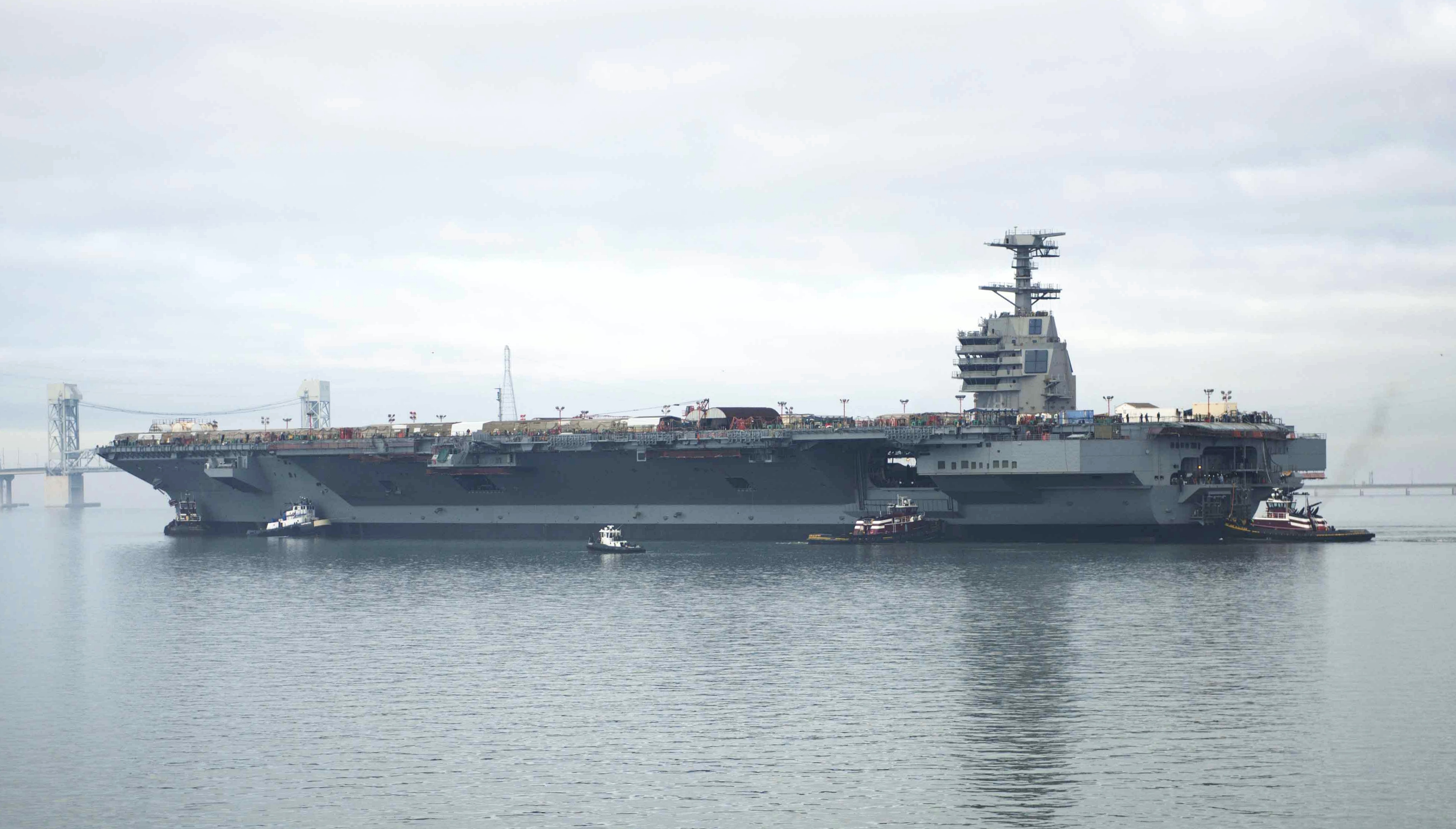 USS_Gerald_R._Ford_(CVN-78)_on_the_James_River_in_2013[1].JPG