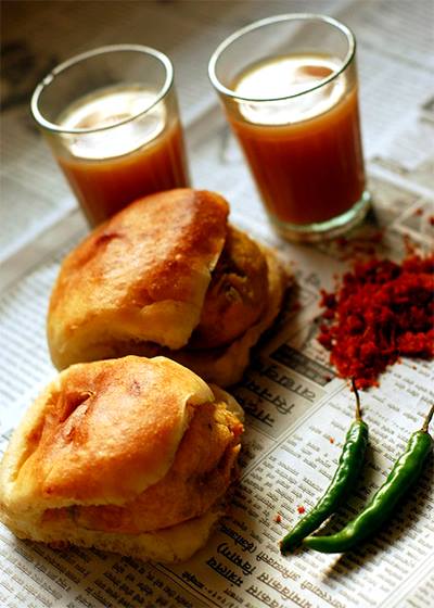 vadapav-cutting-chai.jpg