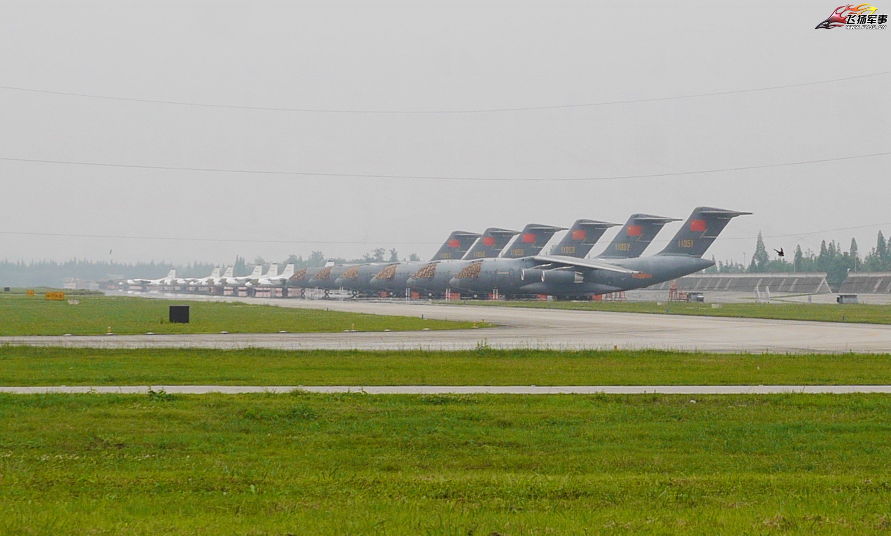 Y-20A 6x lineup - 20180513.jpg