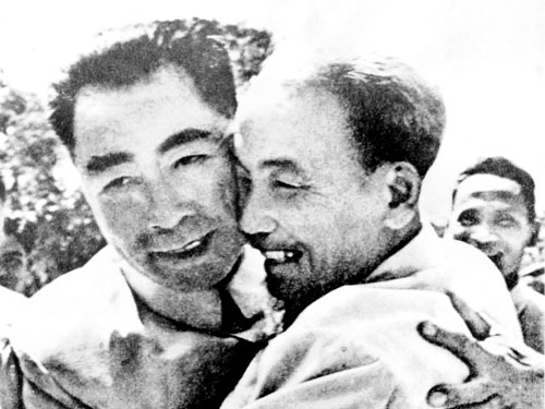 zhouenlai&hochiminh.jpg